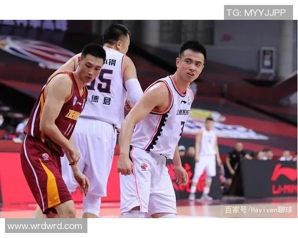 商丘与永城篮球对决精彩视频回顾展现激烈比赛瞬间与精彩进攻防守策略 商丘与永城篮球对决精彩视频回顾展现激烈比赛瞬间与精彩进攻防守策略